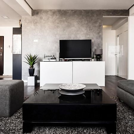 2 Bedroom Penthouse In City Center, Free Parking SJJ Exterior foto